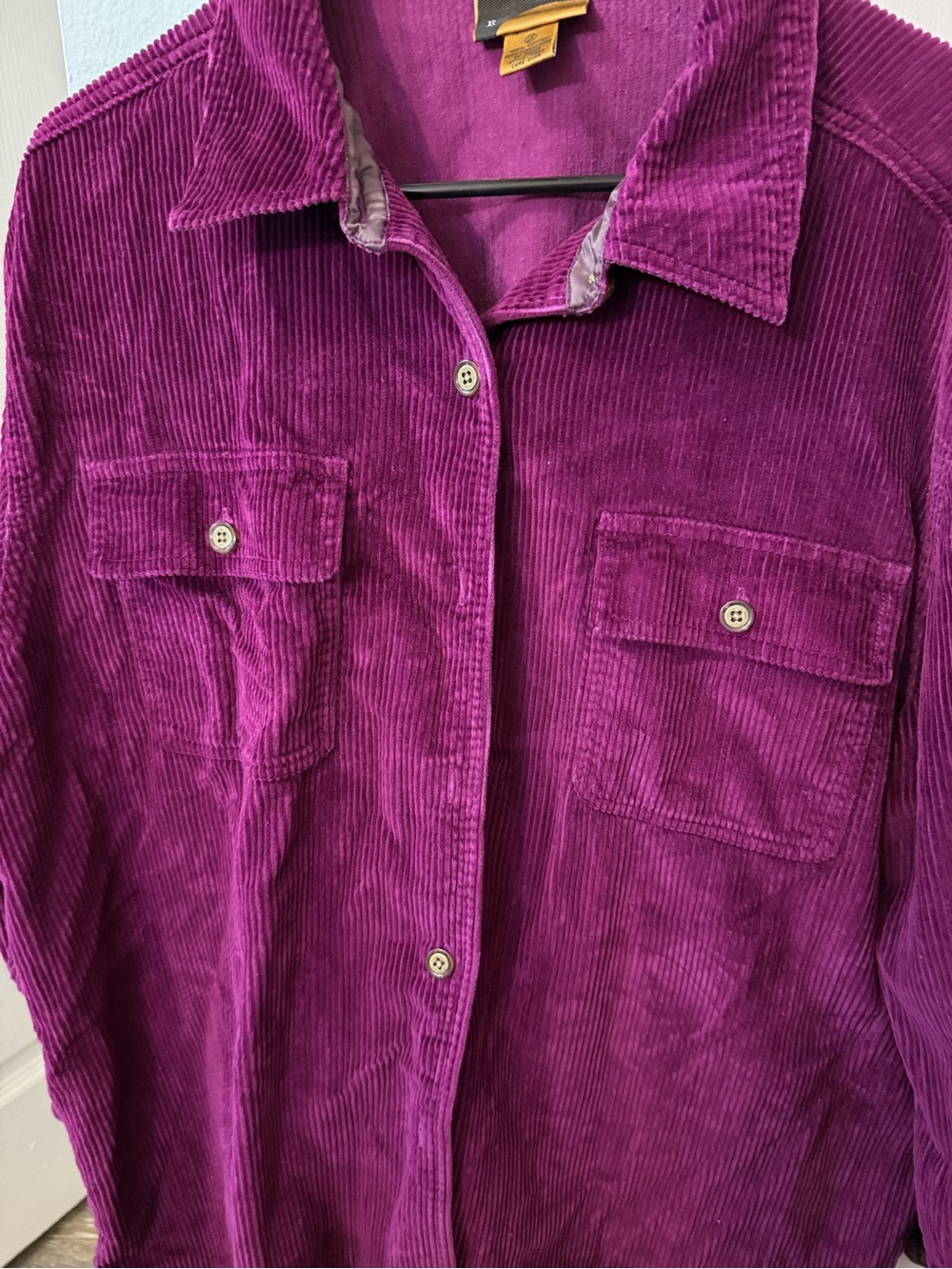 Women’s Corduroy Button-Up Shirt Jacket in Deep Magenta